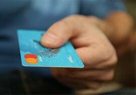 Банки стали чаще отклонять операции по платежным картам