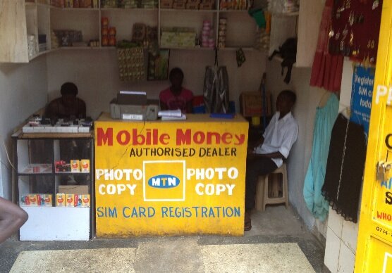 Уганда мобильный банкинг и электронные деньги MTN Mobile Money, Airtel Money и Uganda Telecom M-Sente